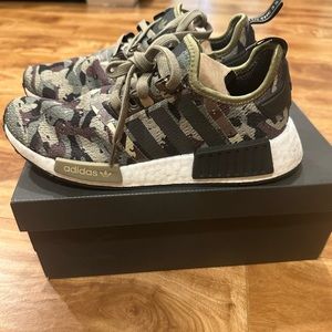 Women adidas shoes